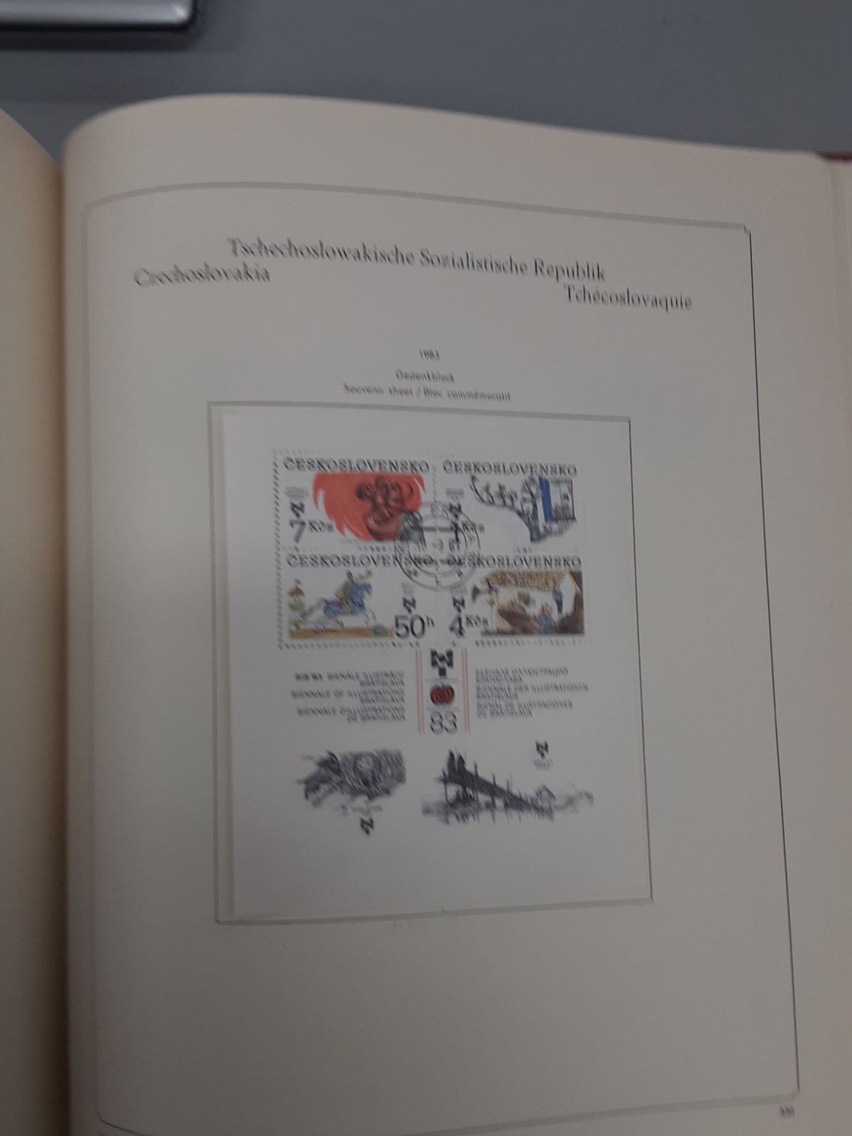 1968-1987 Czechoslovakia Soviet Socialist Republic Abria Album 1,000 + stamps