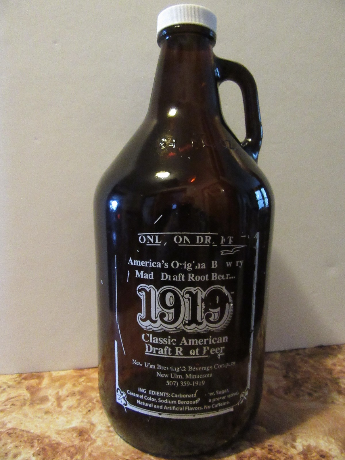1919 Root Beer Growler, 64 oz, Empty, Clean, New Ulm Minnesota