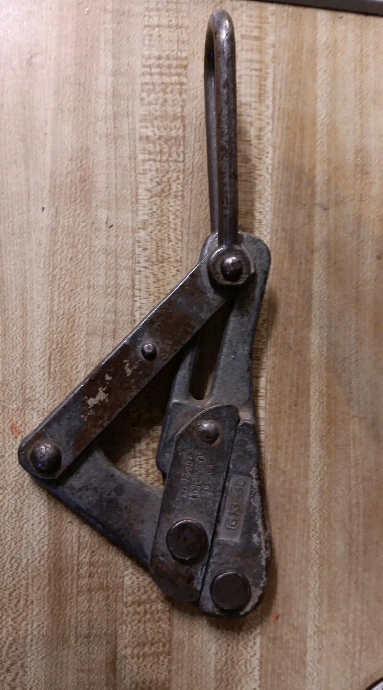 Klein Tools Chicago Grip Cable Wire Strap Puller 1613-30 Good