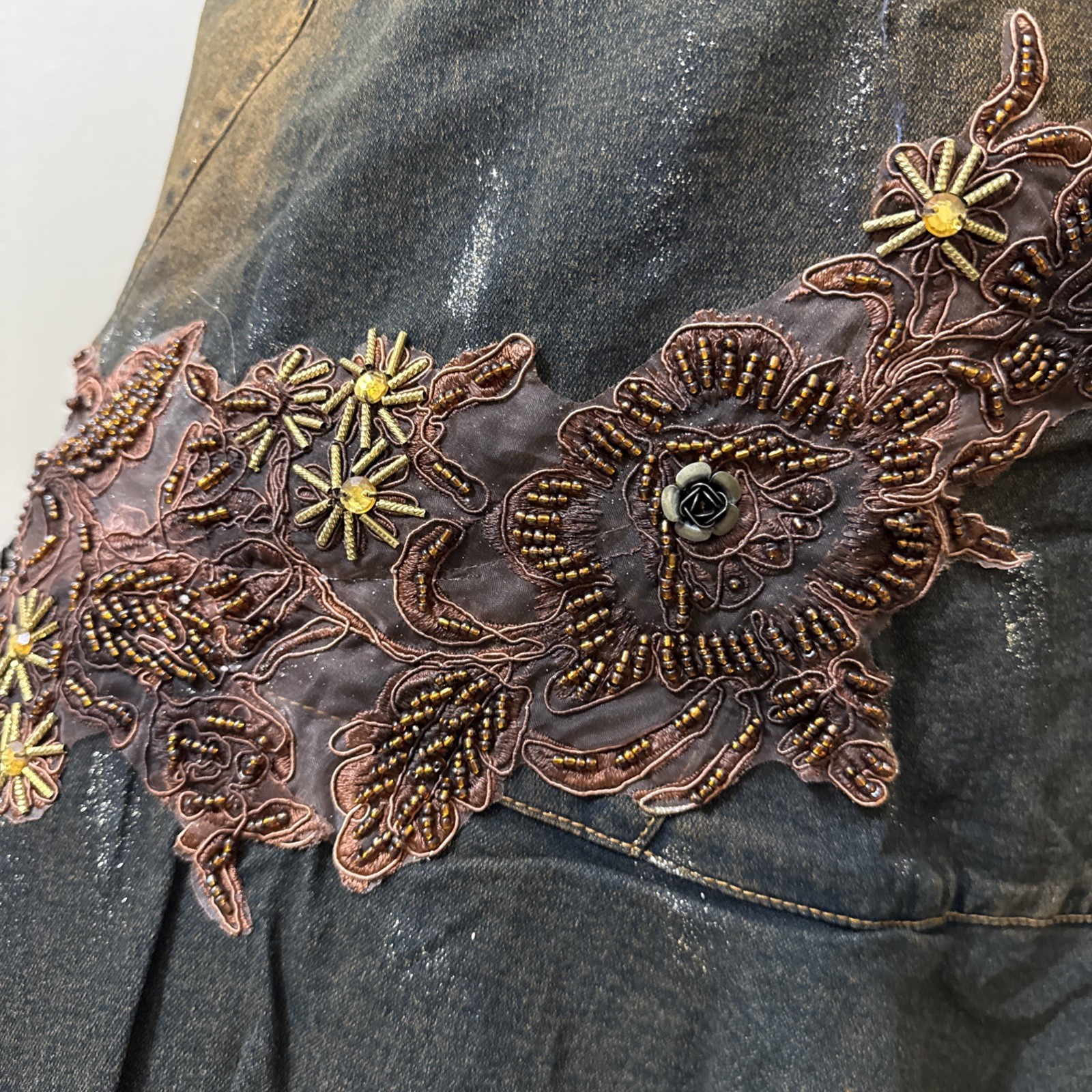 Women’s Brown Denim Cotton Stretch Boho Beaded Lace Zip Size M(6-8) Skirt 3716