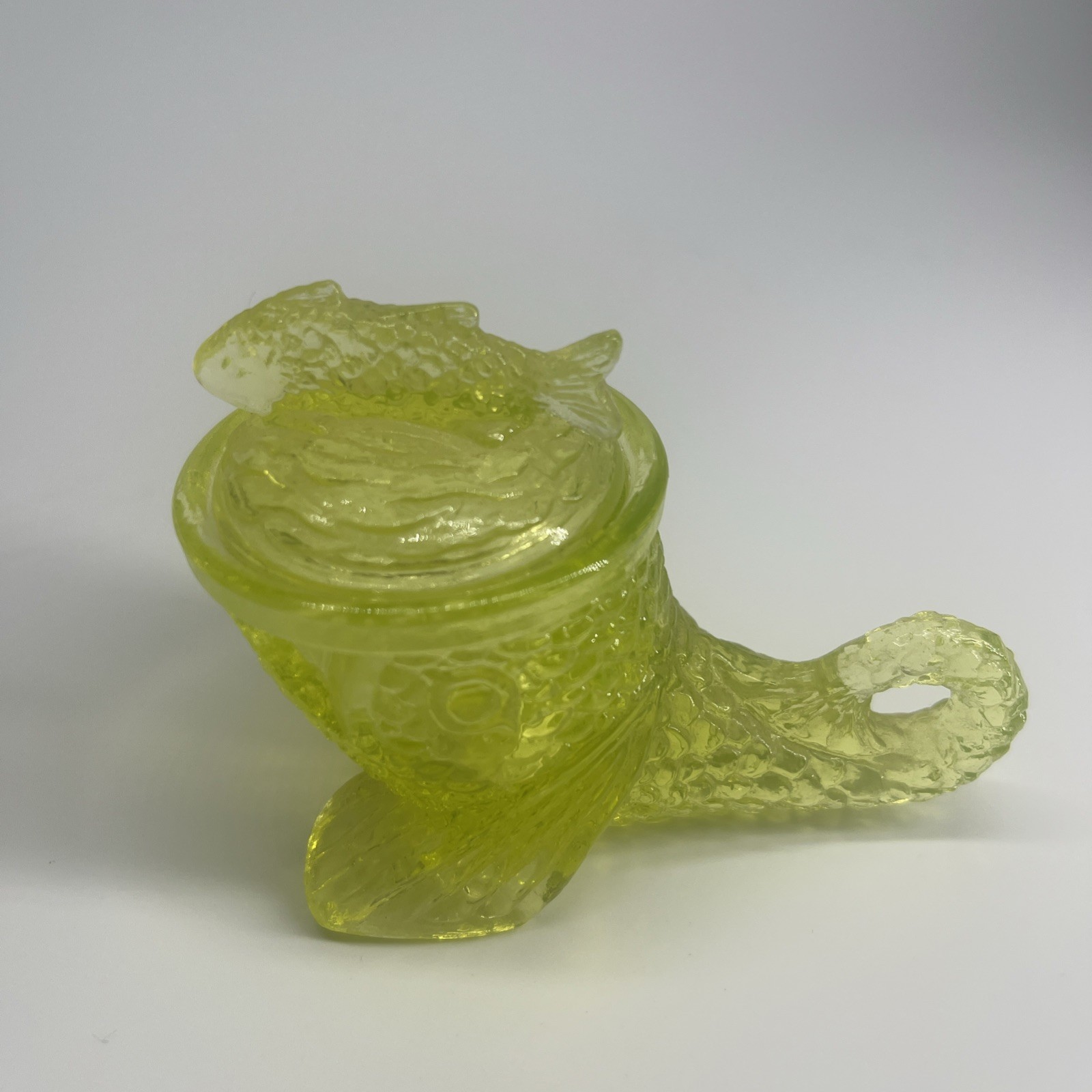 Summit Vaseline Dolphin Fish Whale Salt Cellar w_Lid 3.5" Uranium Topaz Canary