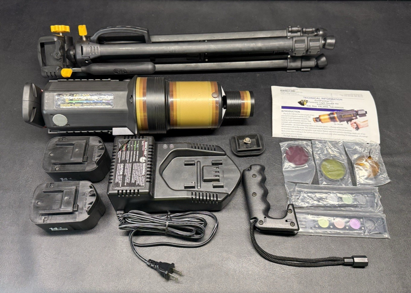 Sirchie GoldPanther FAL200, Portable Forensic Light Source, w/ Carrying Case