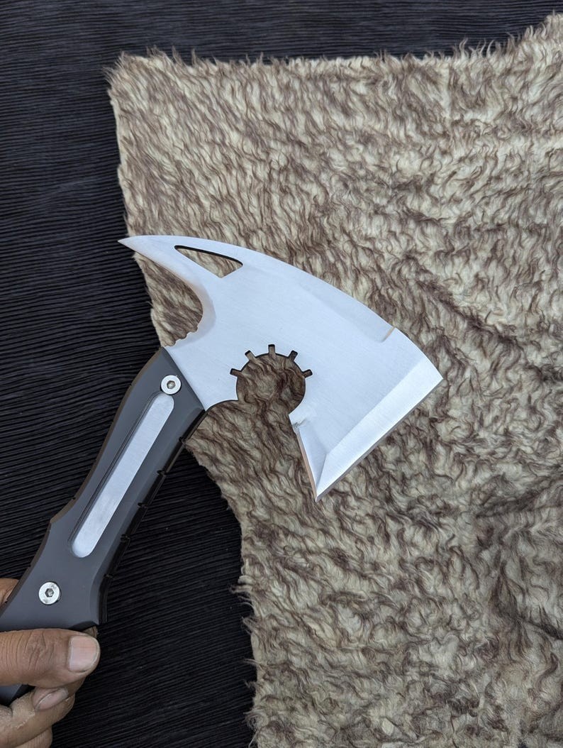 Custom Handmade Carbon Steel Blade Resident Evil Leon Axe | Hunting Axe Camping