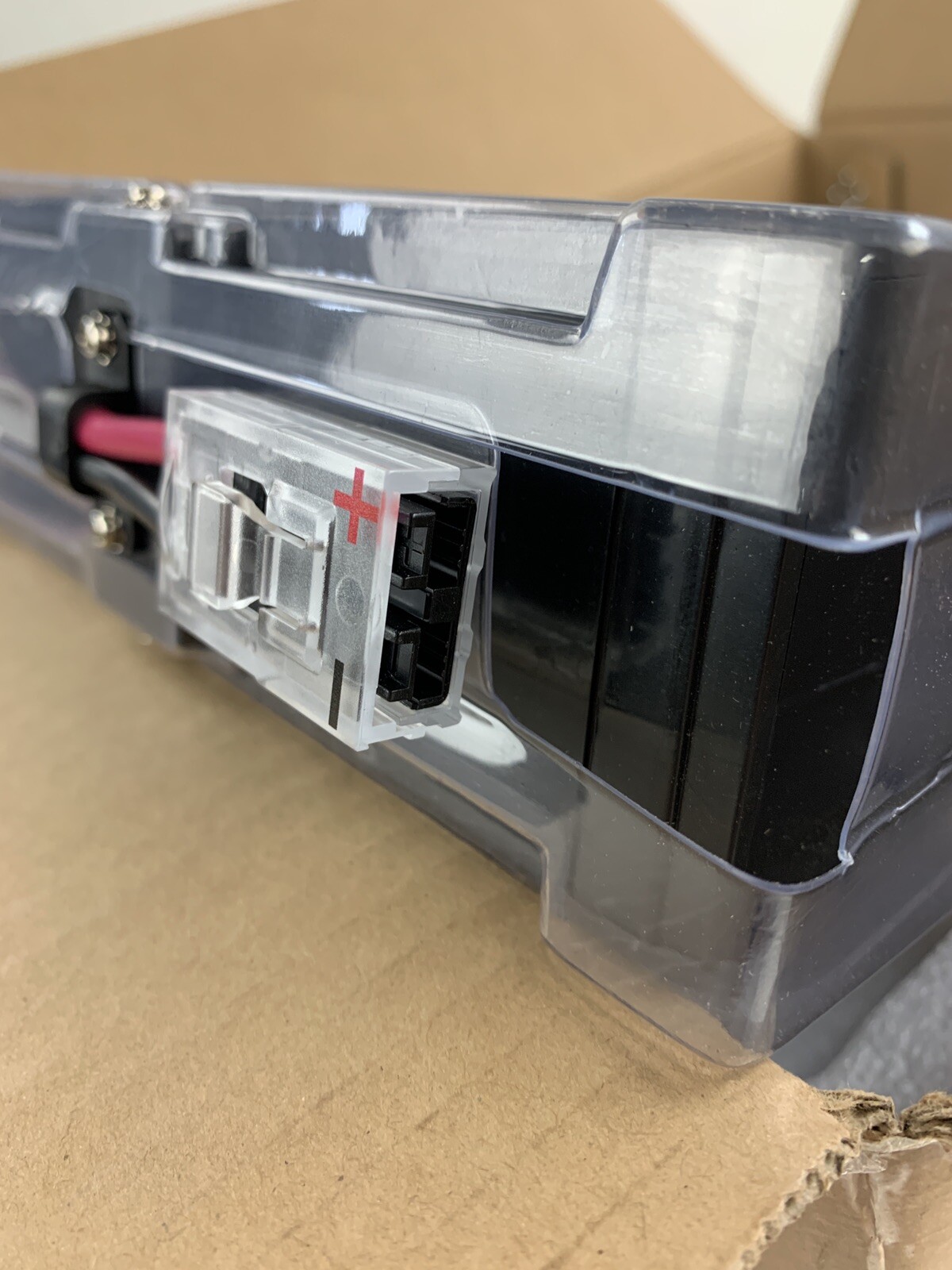 Eaton 744-A4059 Replacement Battery Pack Old Stock MFG 10/2022 Recharge 19/2023