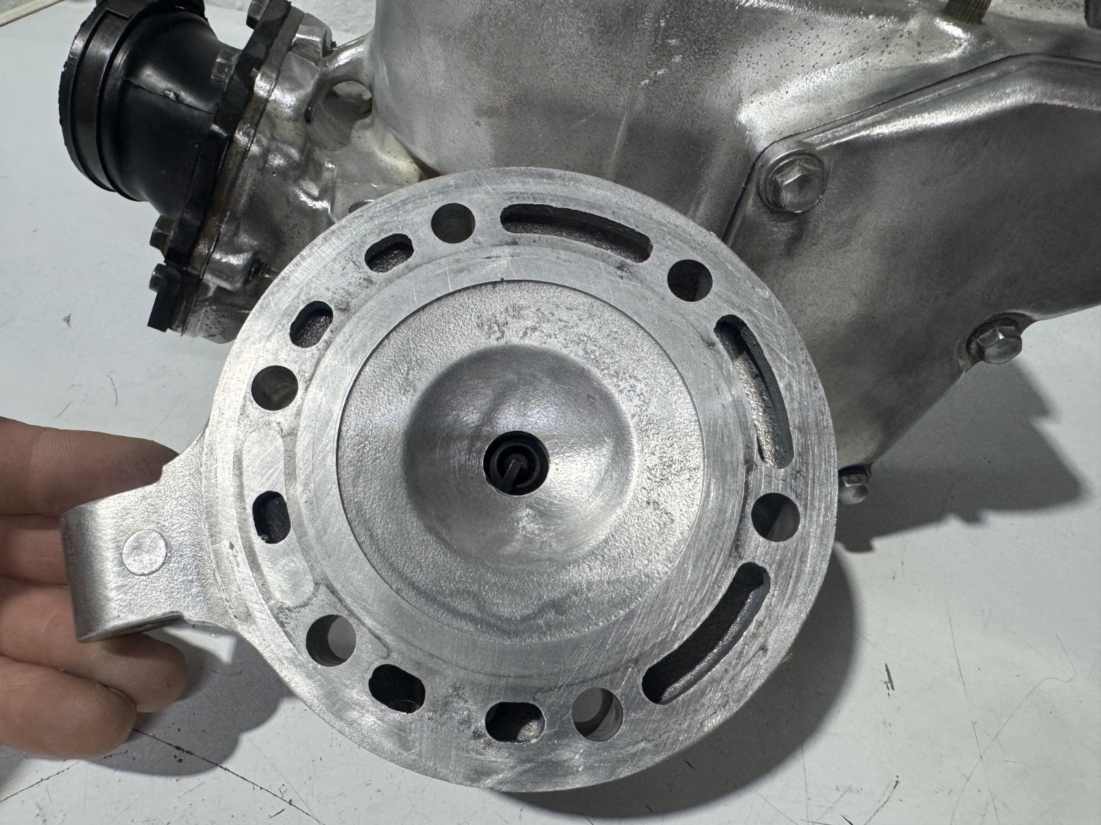 1996-2000 (00) SUZUKI RM250 OEM ENGINE CYLINDER JUG TOP END head powervalve