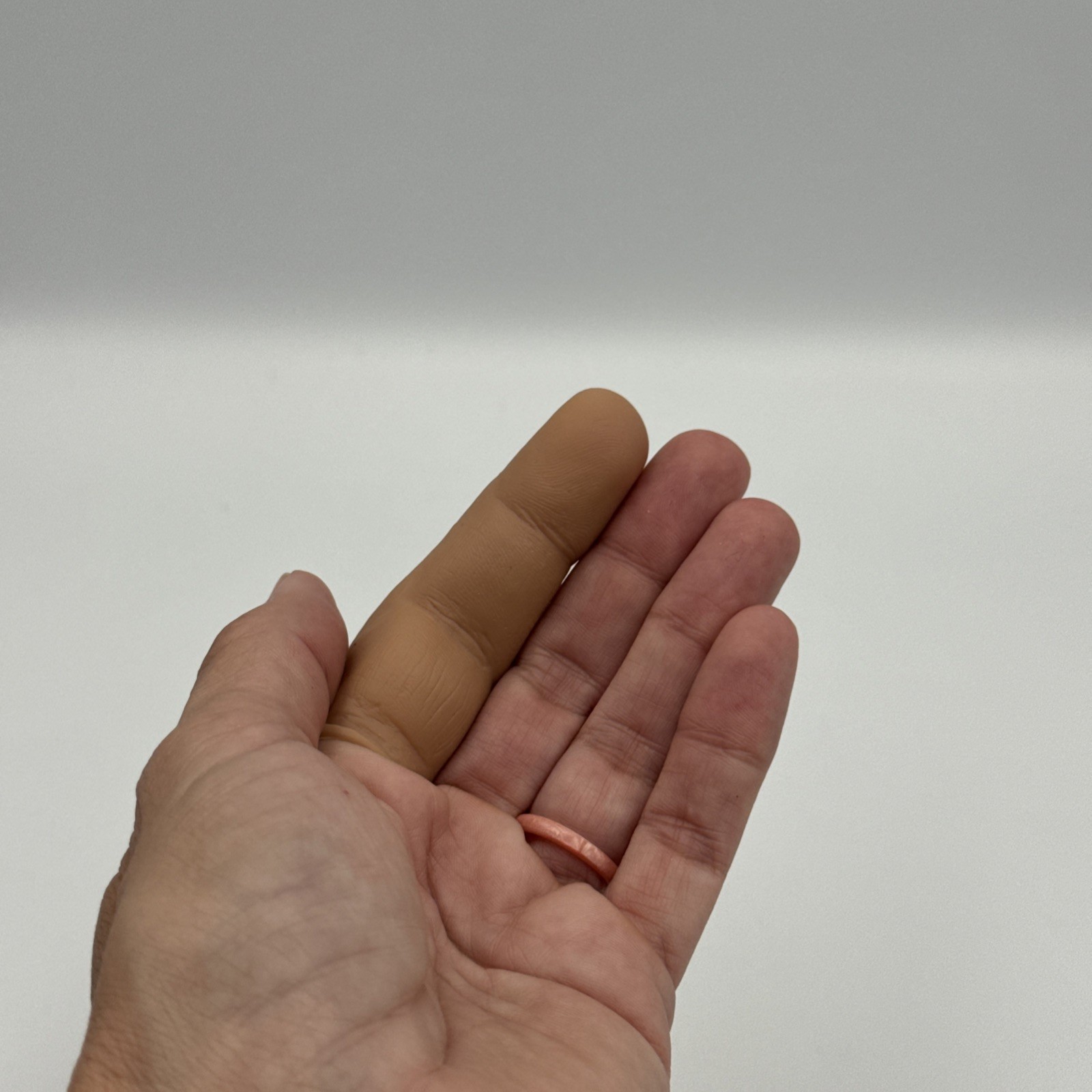 Finger Fantasies Meir Yedid + Titan’s Finger Magic Trick DVDs w/ Gimmick Finger