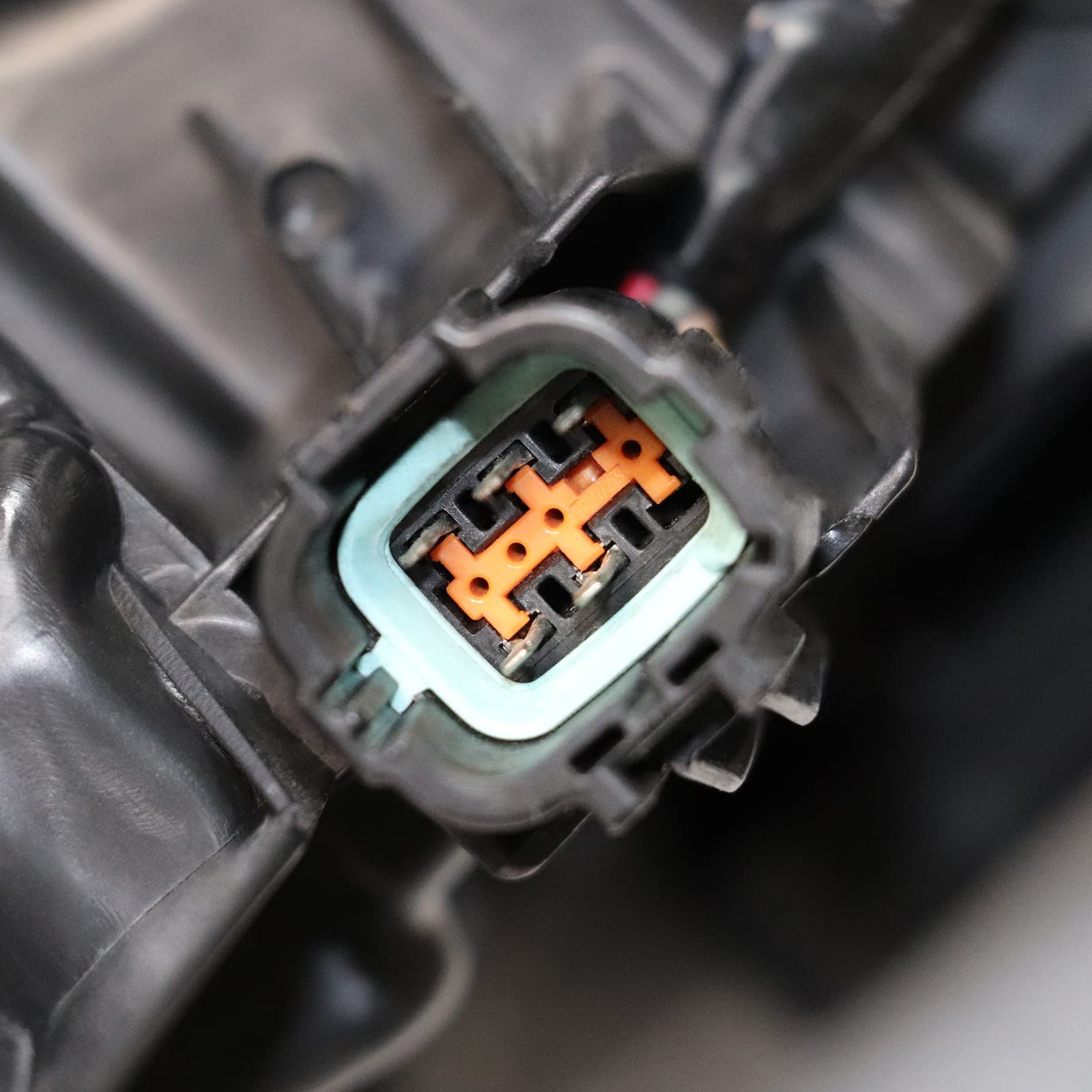 Halogen Front Headlight For Nissan Rogue Sport Projector Headlamp(Driver Side)