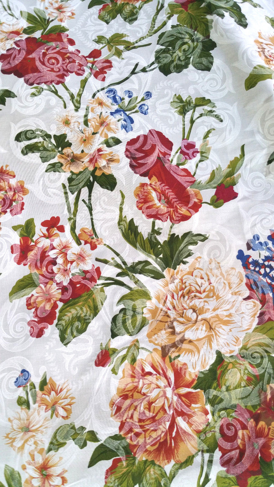 VICTORIAN CHINTZ PRINT FLORAL DAMASK IVORY POLY COTTON FABRIC 60" By the Yard