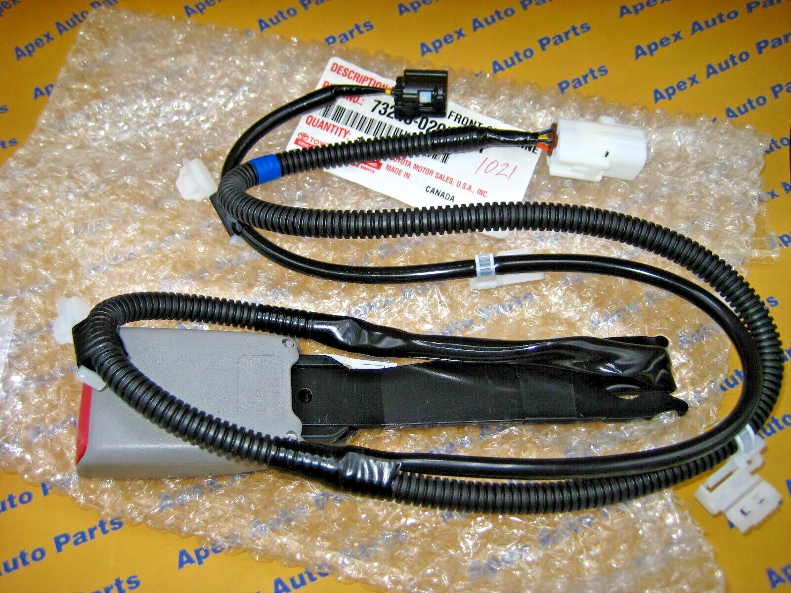 Toyota Corolla Drivers Side Seat Belt Buckle Latch Kit Genuine OEM 2009-2013