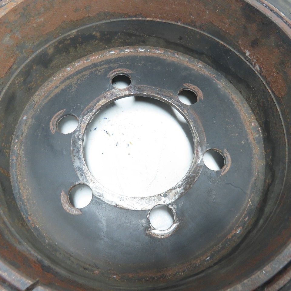 Traxter 21x7x15 Solid Press-On Forklift Tire Rim From Caterpillar E5000