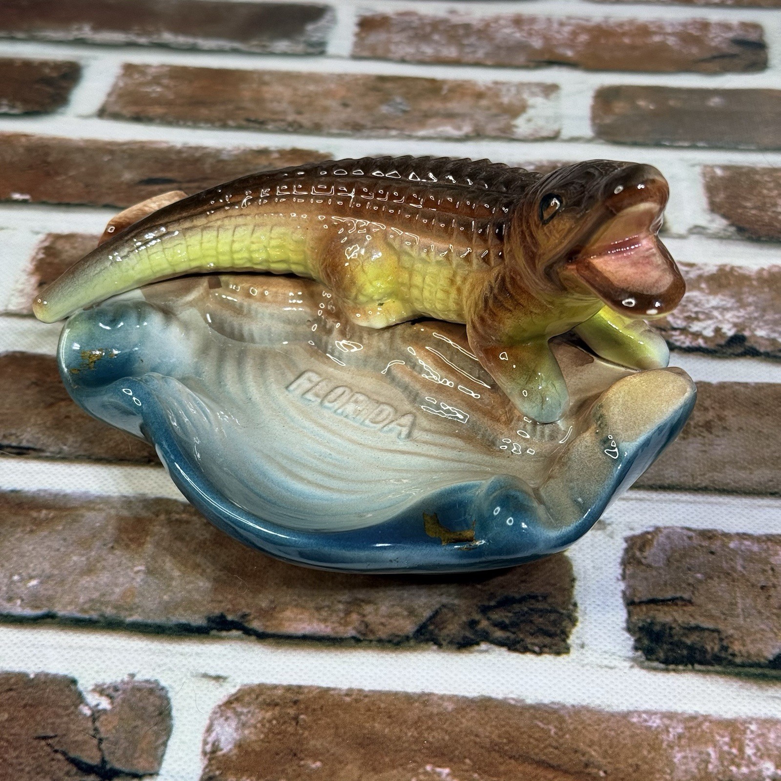 Vintage Florida Souvenir Ashtray Trinket Alligator Ceramic Hand Painted