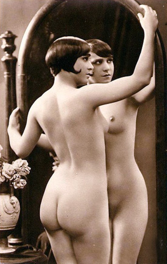 French Nude in front of Mirror A Postcard Reproduction from 1920 PC113 Free Ship