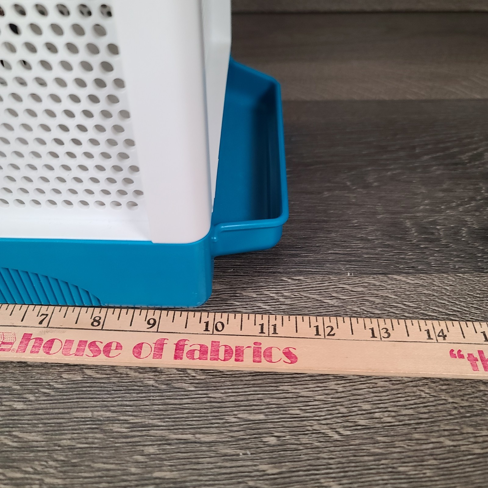 VTG Hasbro Lite Bright Cube with Tons Of Pegs and Light Sheets-Tested and Works