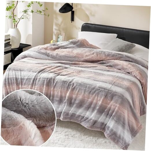 Queen Size Blanket Ultra-Soft Poly Fur Queen Size, 90x90" Blush/Grey