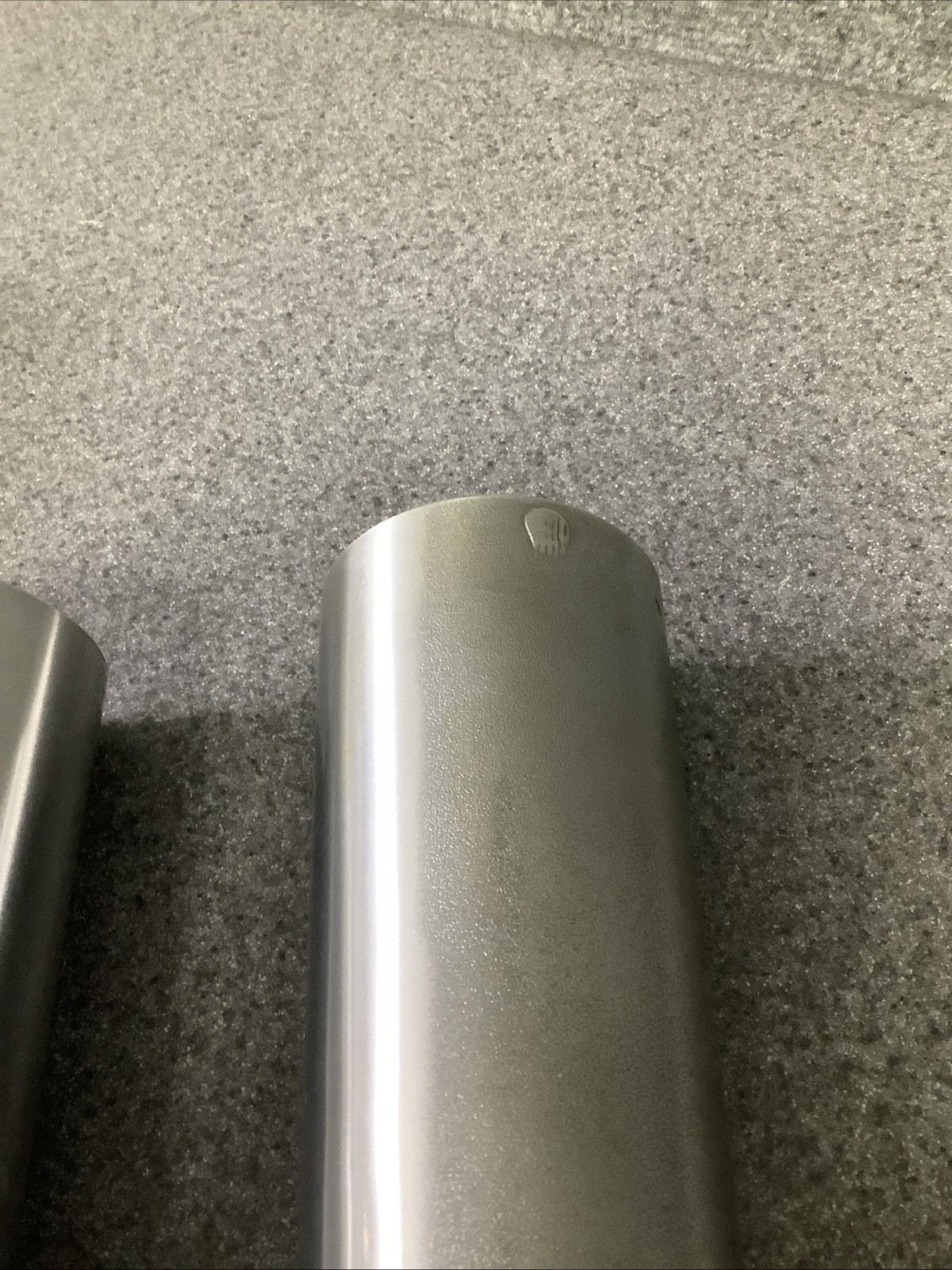 Harley Davidson 46495-06 / 46502-06 09-13 Touring Right Left Fork Slider (M56B)