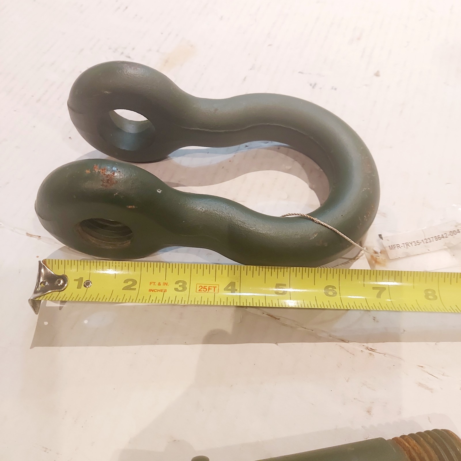 NOS Shackle 9.5T, 1-1/8", 12378642-004, WLL9.5T, 4030-01-391-9599, FMTV