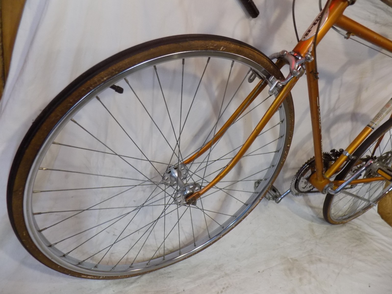 1967 SCHWINN VARSITY COPPERTONE GOLD MENS 10-SPEED ROAD BIKE SPRINT CONTINENTAL!