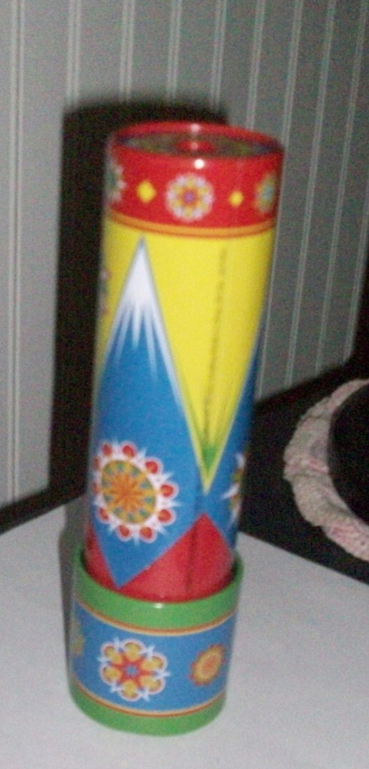 2002 Schylling tin metal toy kaleidoscope viewer colorful geometric designs NICE