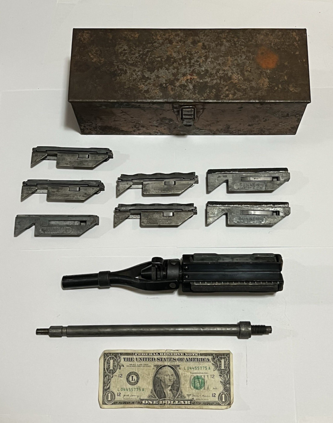 Sunnen J-9420 Junior Cylinder Bore Hone Set in Box w Stones 2-1/8" - 2-7/8" USA