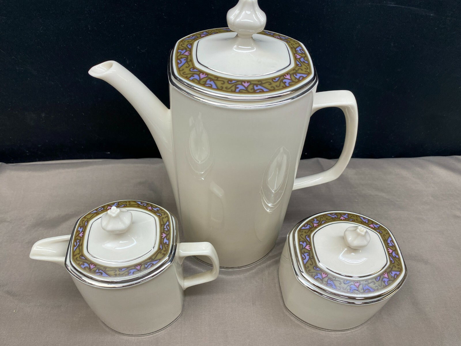 Franciscan "CONSTANTINE" Masterpiece ~ USA ~ 5 Cup Coffee Pot, Creamer, Sugar