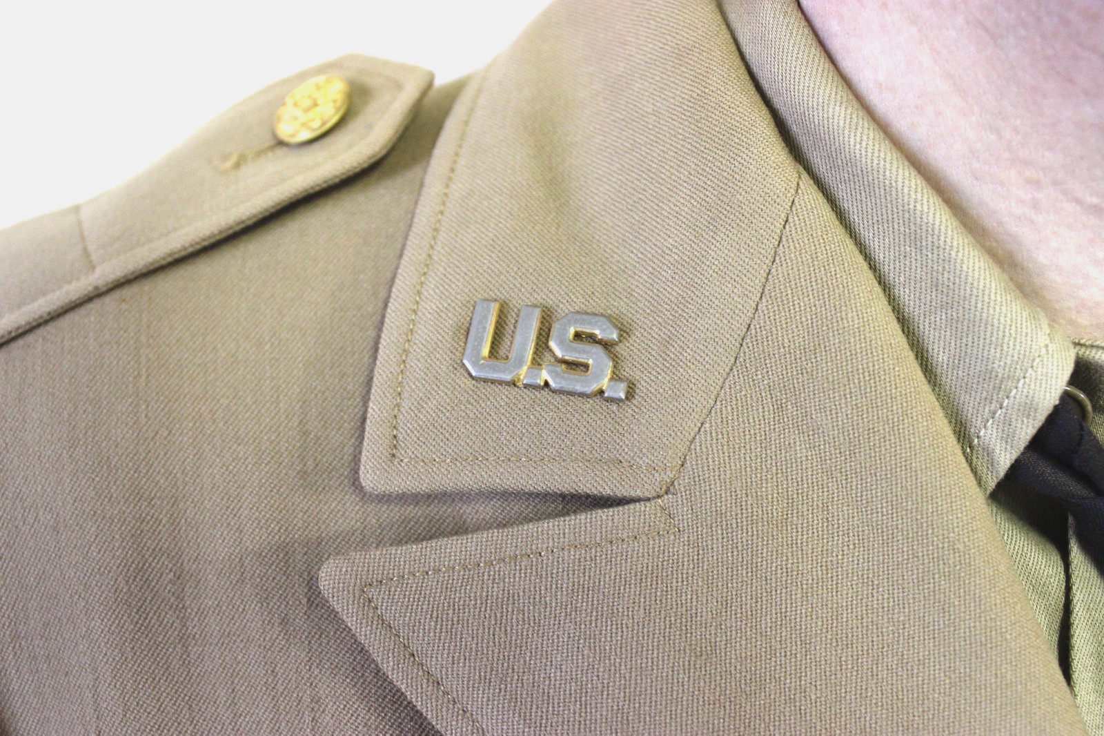 Lot of 2 US Army Wool Officer Jackets 1940's WWII Military Collectibles 36R