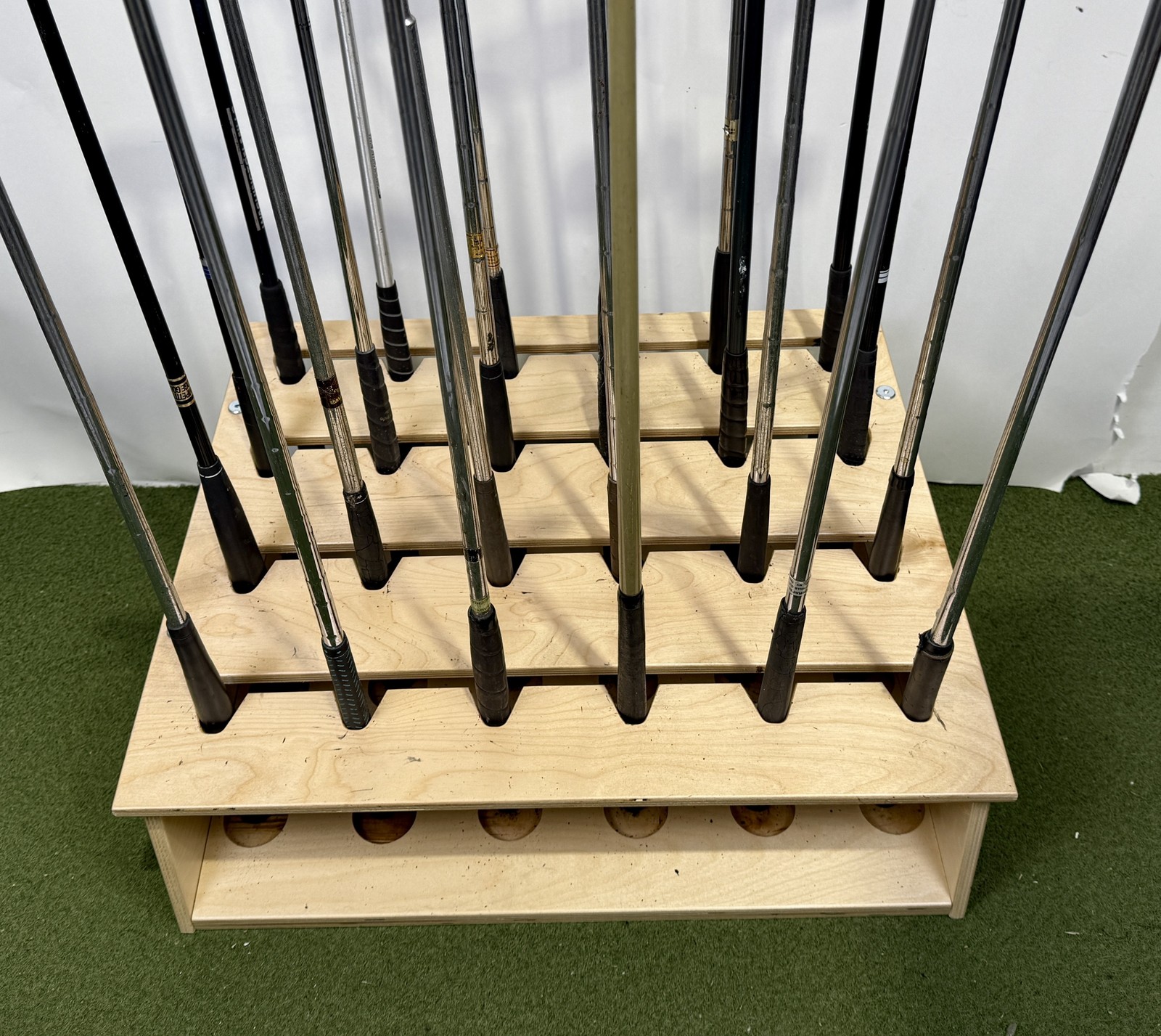 Wholesale Lot of 50 Golf Clubs - Putters Assorted Brands