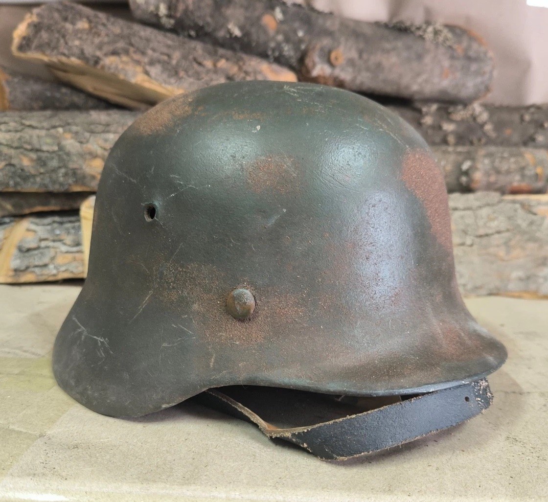 WW2 M40 German Helmet WWII M 40. Combat helmet.size 64