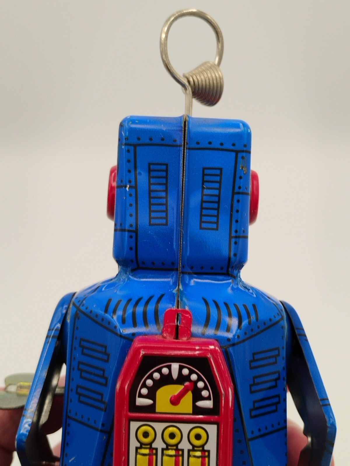 Unbranded No. MS403 Wind-Up 7" Walking Blue Space Robot, Working Partially