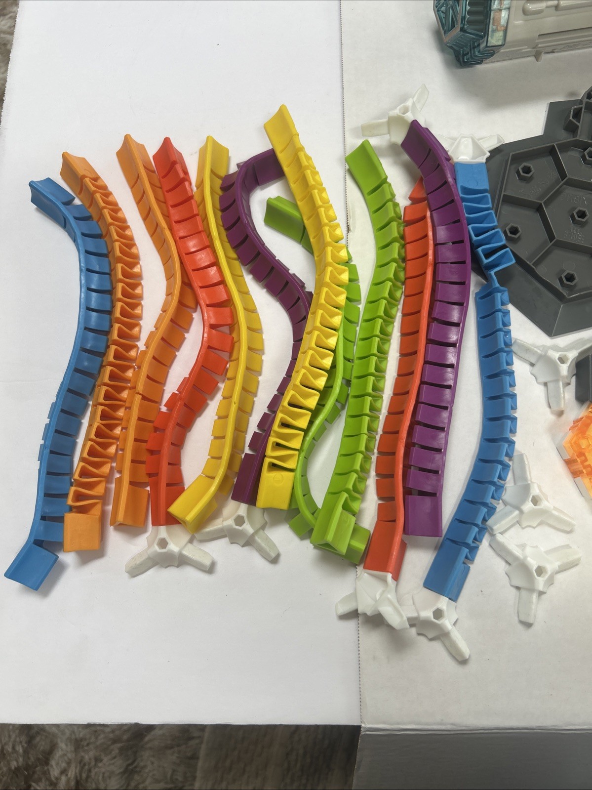 Hex Bug Nano Large Lot , Parts & Accessories And 8 Bugs