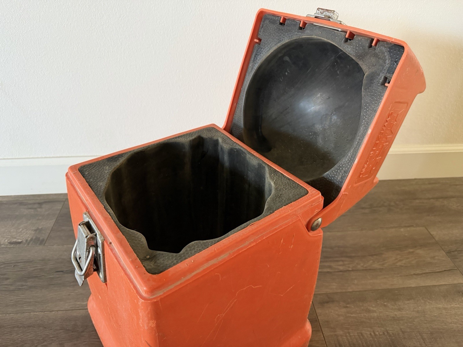 Wild Heerbrugg Precision Theodolite Bullet Shipping Case (CASE ONLY)