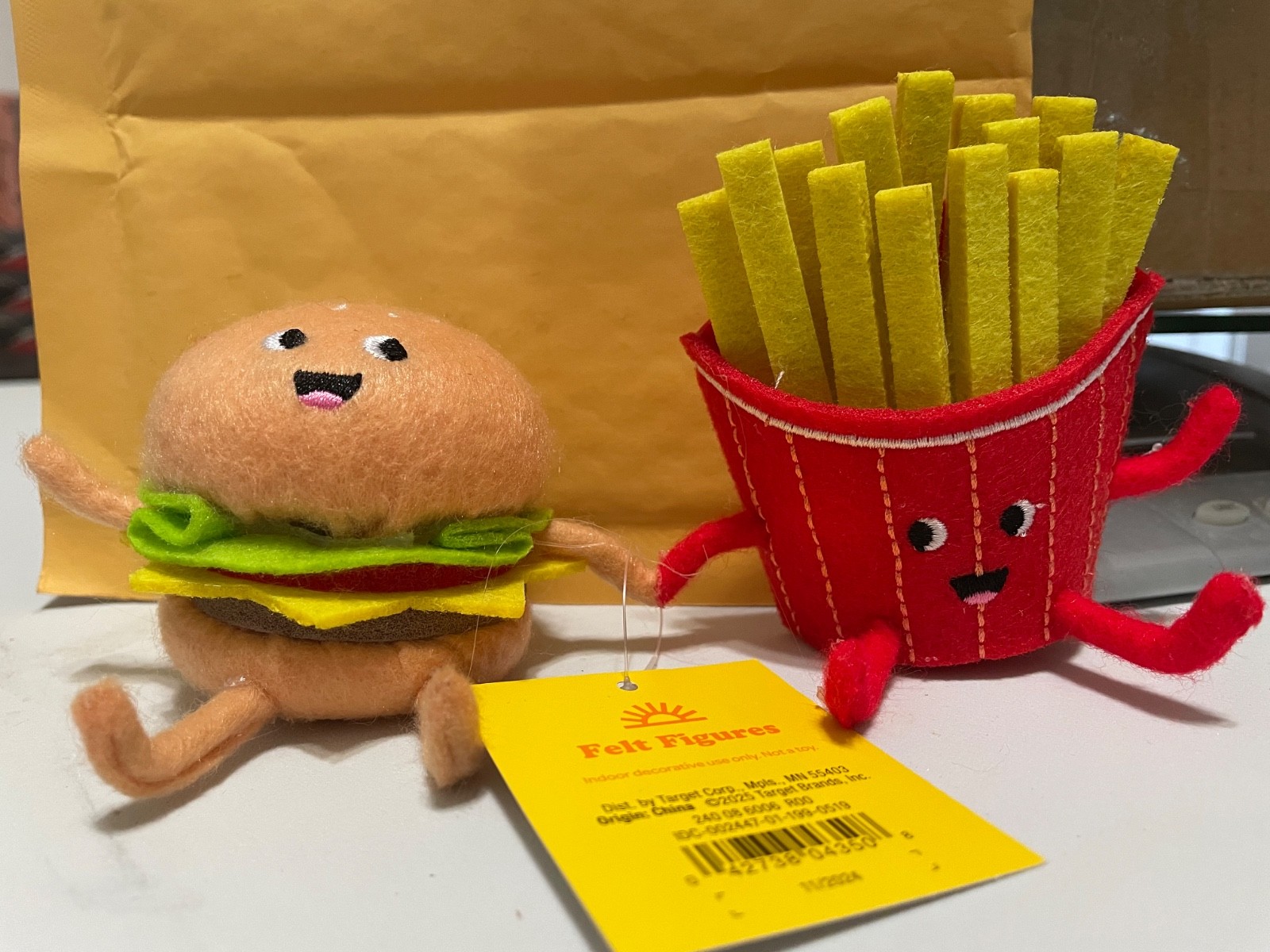 Target Sun Squad Felt Duo Cheeseburger and Fries Summer Figurines