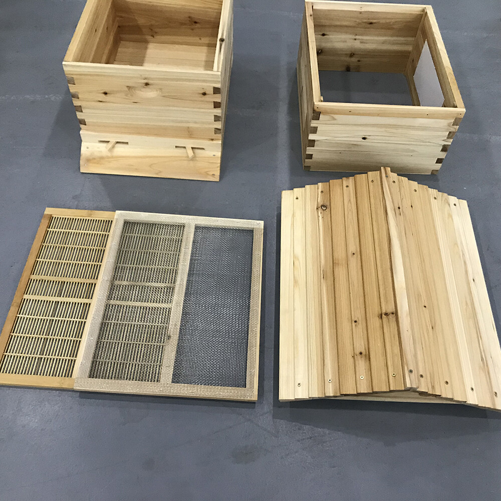 Auto Bee Hives Beekeeping Box Comb Honey House +7 Beekeeping Frames + Hive Stand