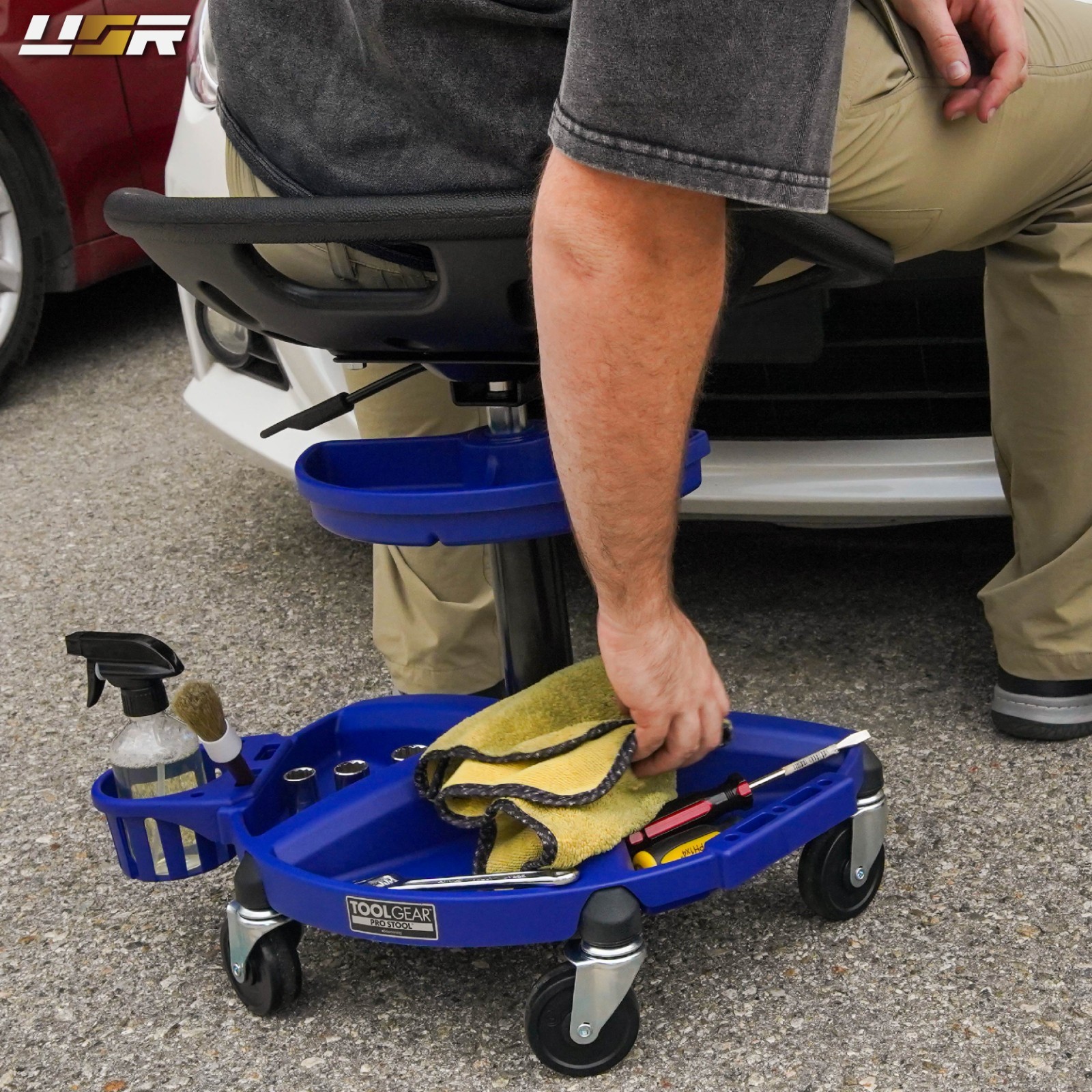 Swivel Shop Stool - 330 lbs max- Adjustable Hight for Mechanic / Detail / Garage