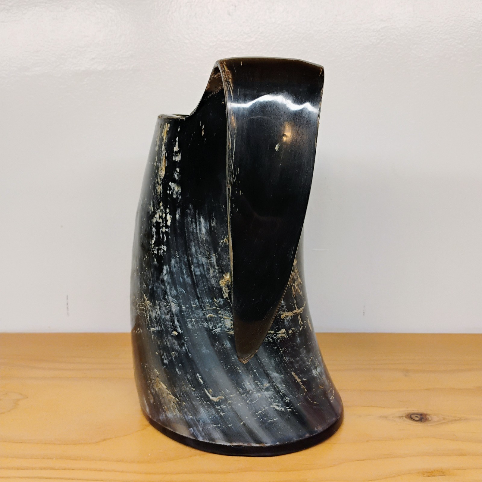 AleHorn Beer Mug Made Of Real Animal Horn