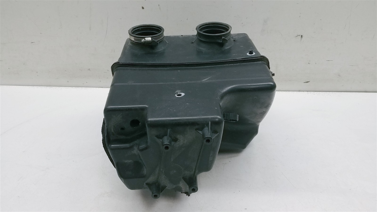 2015 Polaris 800 Switchback Pro S #2 Air Box Silencer Assy 1204766