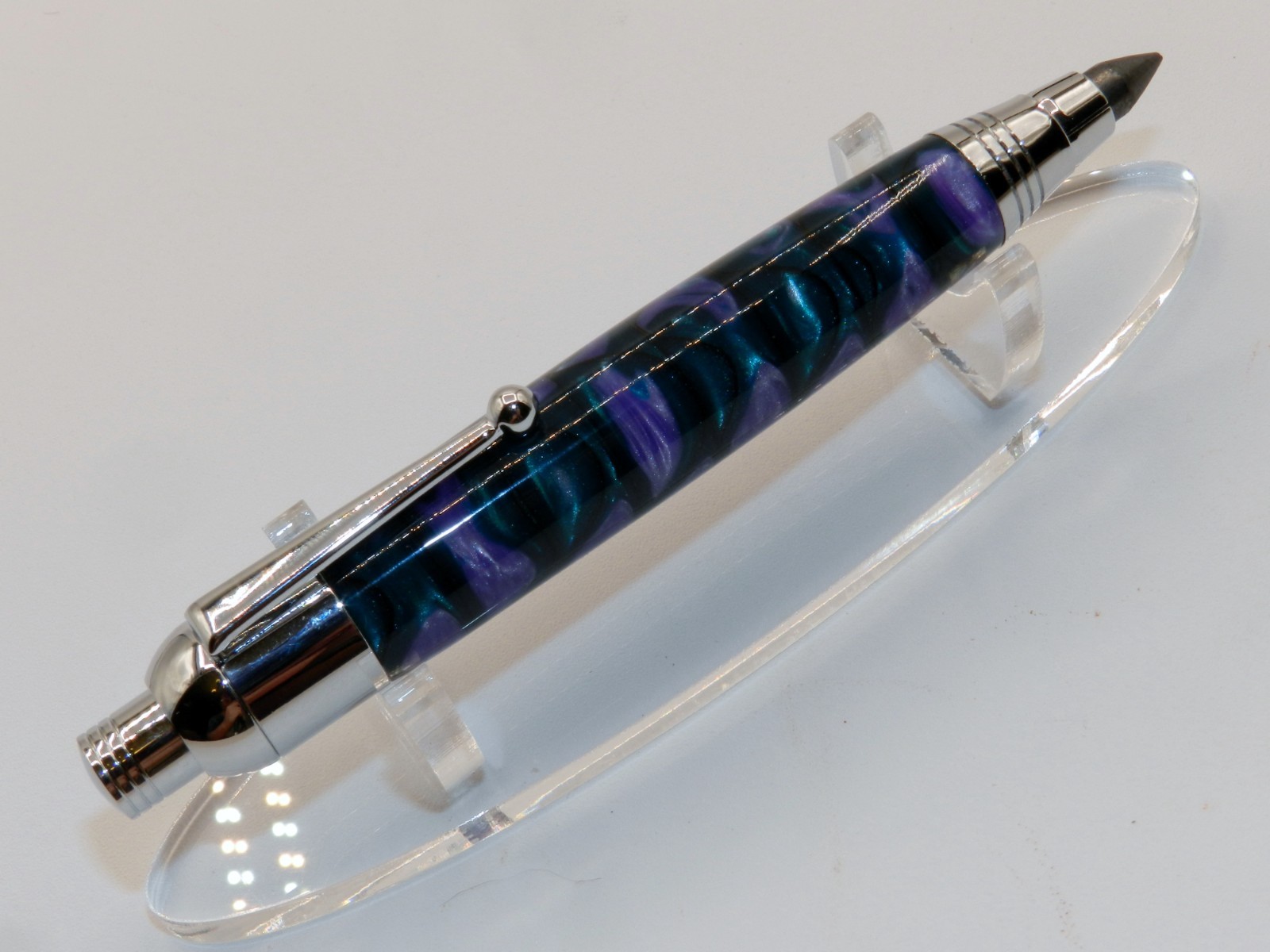 Chrome finish 5.6mm Sketch Pencil. Hand made with Lilac Acrylester. #157