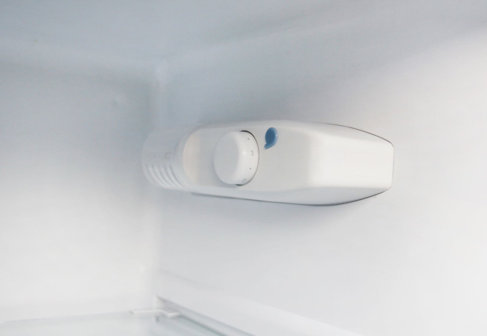 7.5 Cu. Ft. Refrigerator, Platinum Series, Standard Door Style - Sta