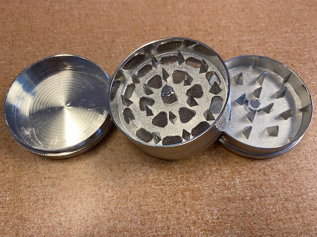 2" 3 Layer Metal Tobacco Crusher Hand Muller Smoke Herbal Large US $ Grinder