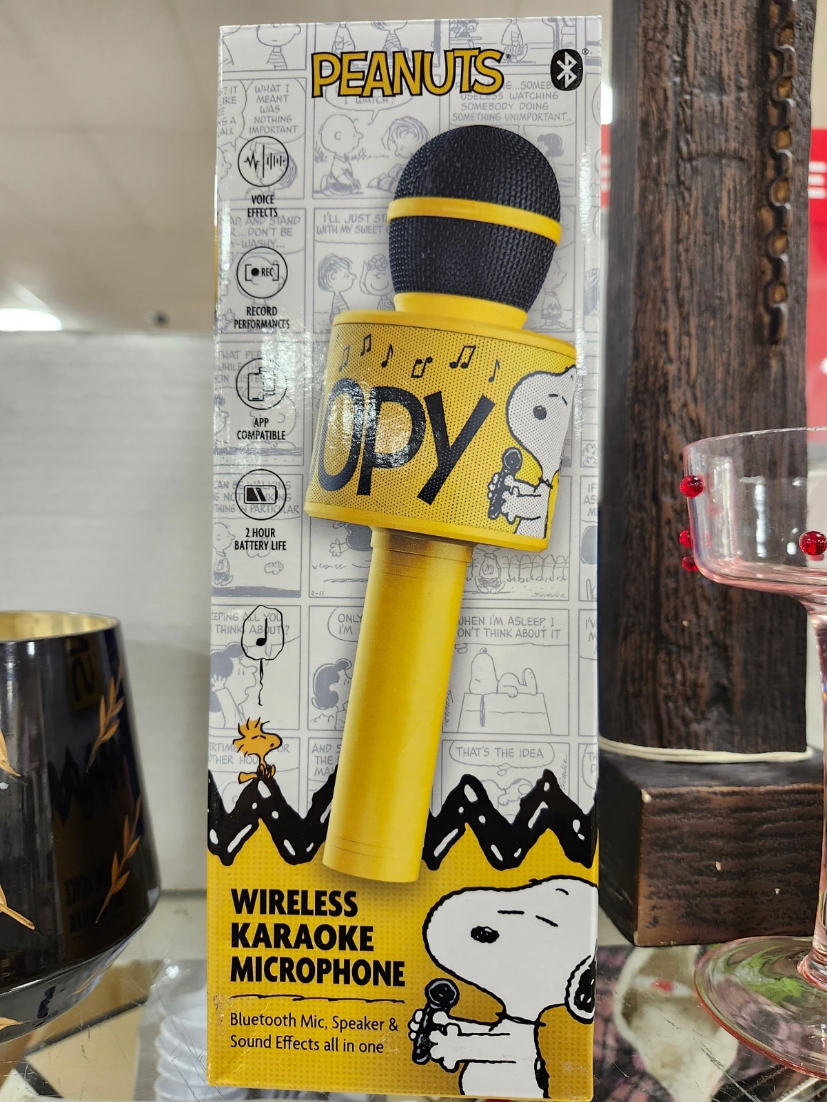 PEANUTS SNOOPY WIRELESS KARAOKE MICROPHONE BLUETOOTH SPEAKER SOUND EFFECTS NEW