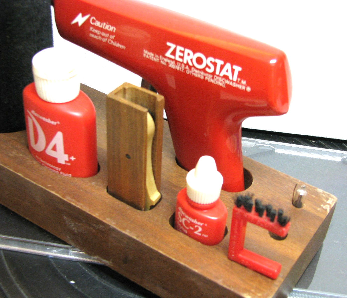 Vintage Zerostat Gun Discwasher Cleaning Kit with Case for Vinyl Records