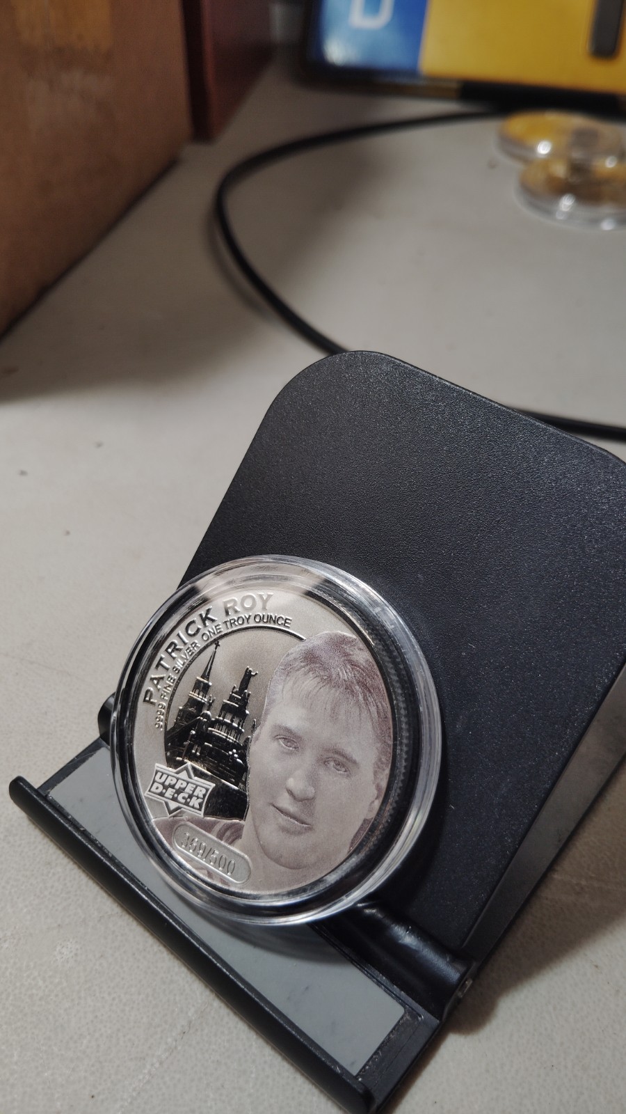 PATRICK ROY UPPER DECK HOCKEY GRANDEUR ONE OUNCE .9999 SILVER COIN SER.#/500