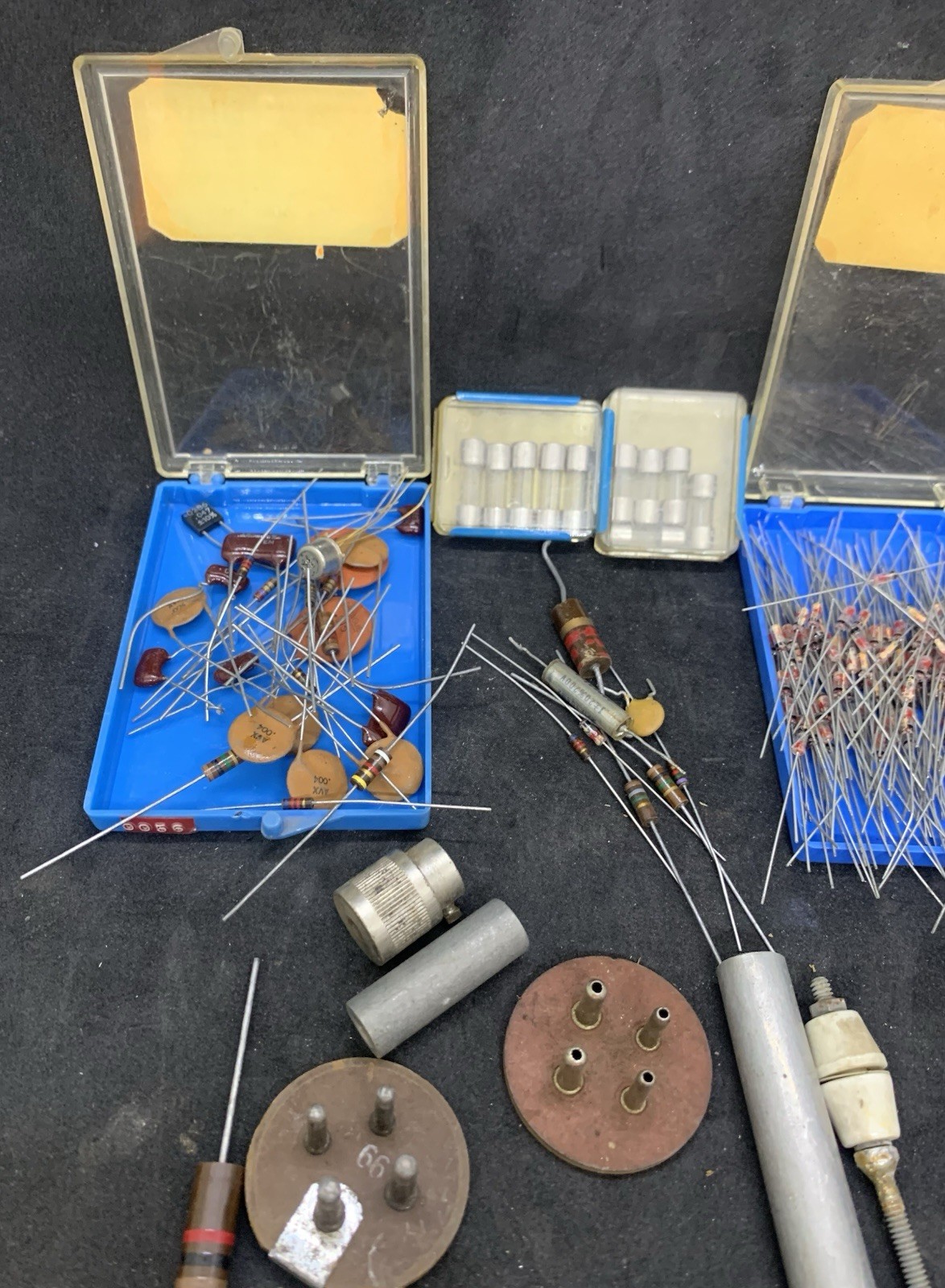 Misc. Radio and Electrical Parts * FROM HAM / ANTIQUE RADIO ESTATE * (A210)