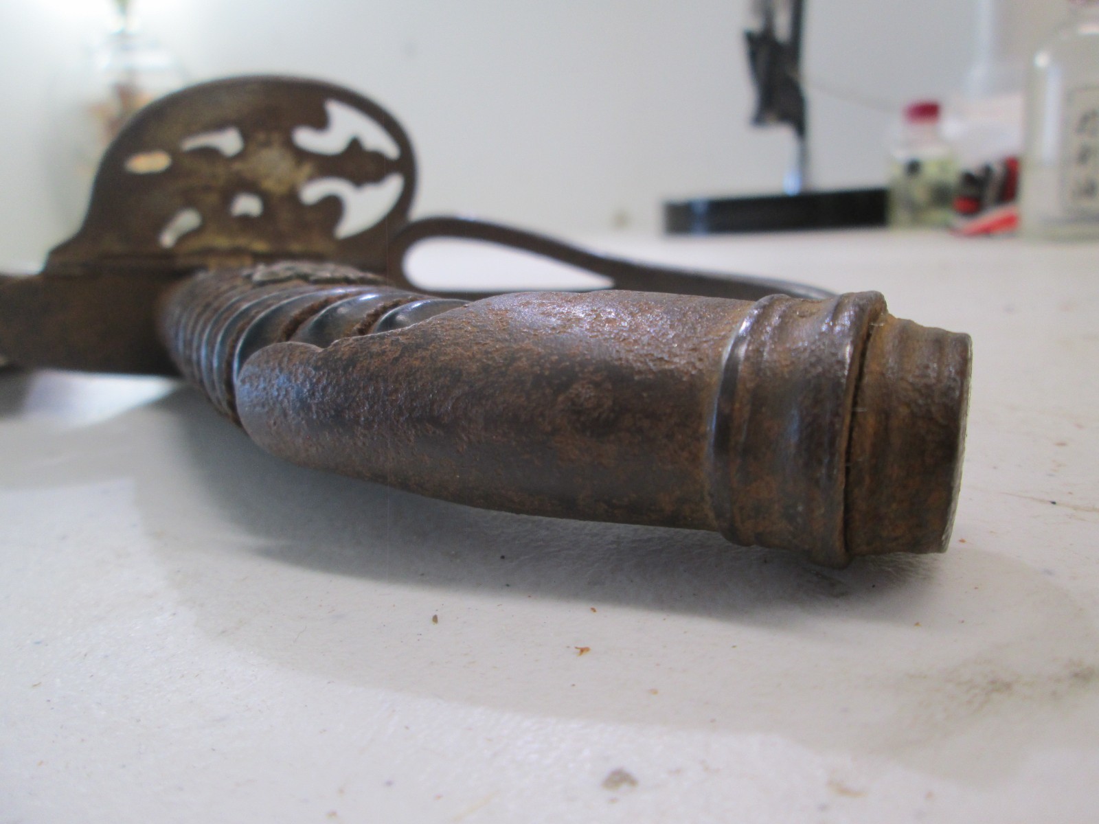 WWI GERMAN PRUSSIAN OFFICERS SWORD & SCABBARD FOLDING GUARD MAKER EICKHORN #Y54