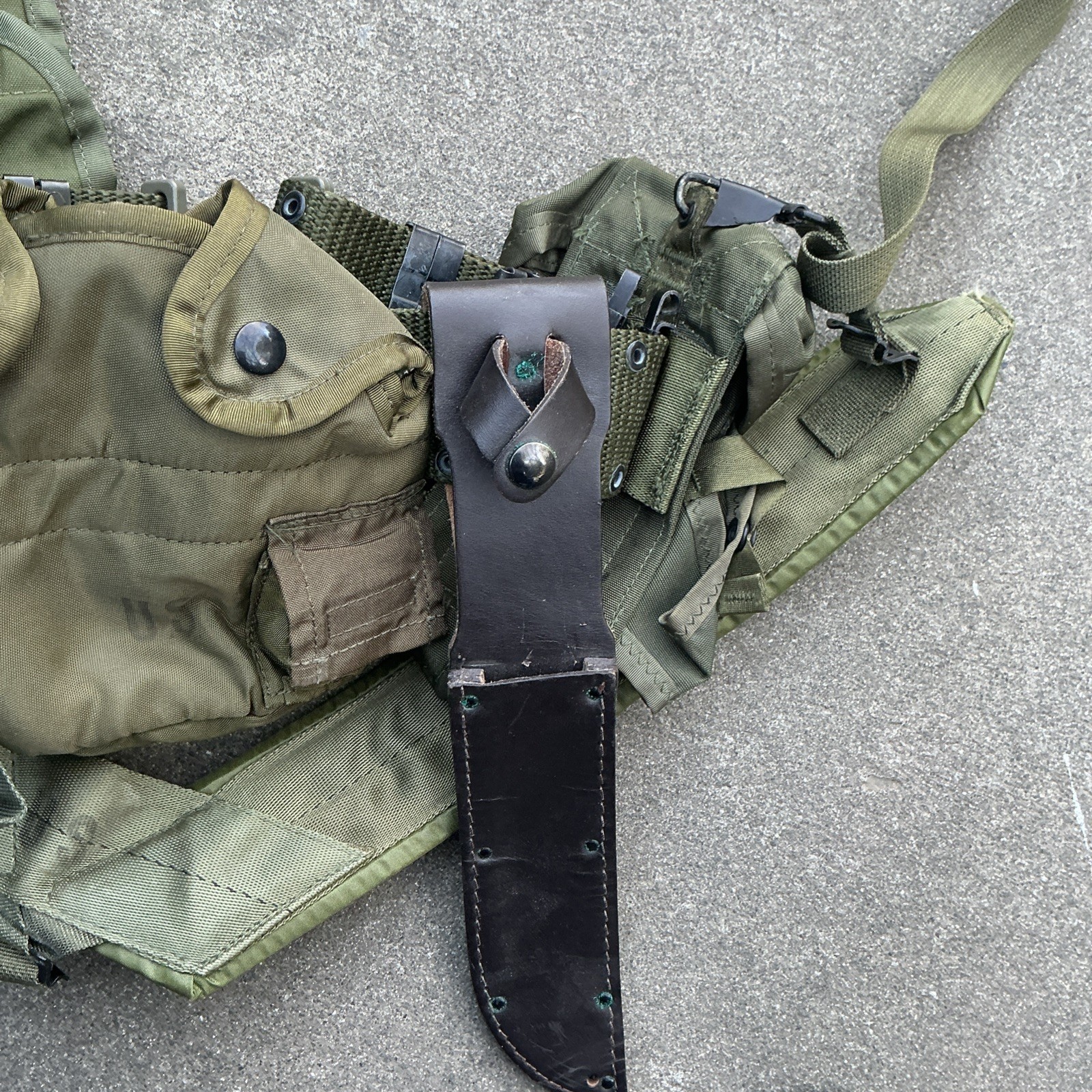 Us Army Gear Belt With Pouches