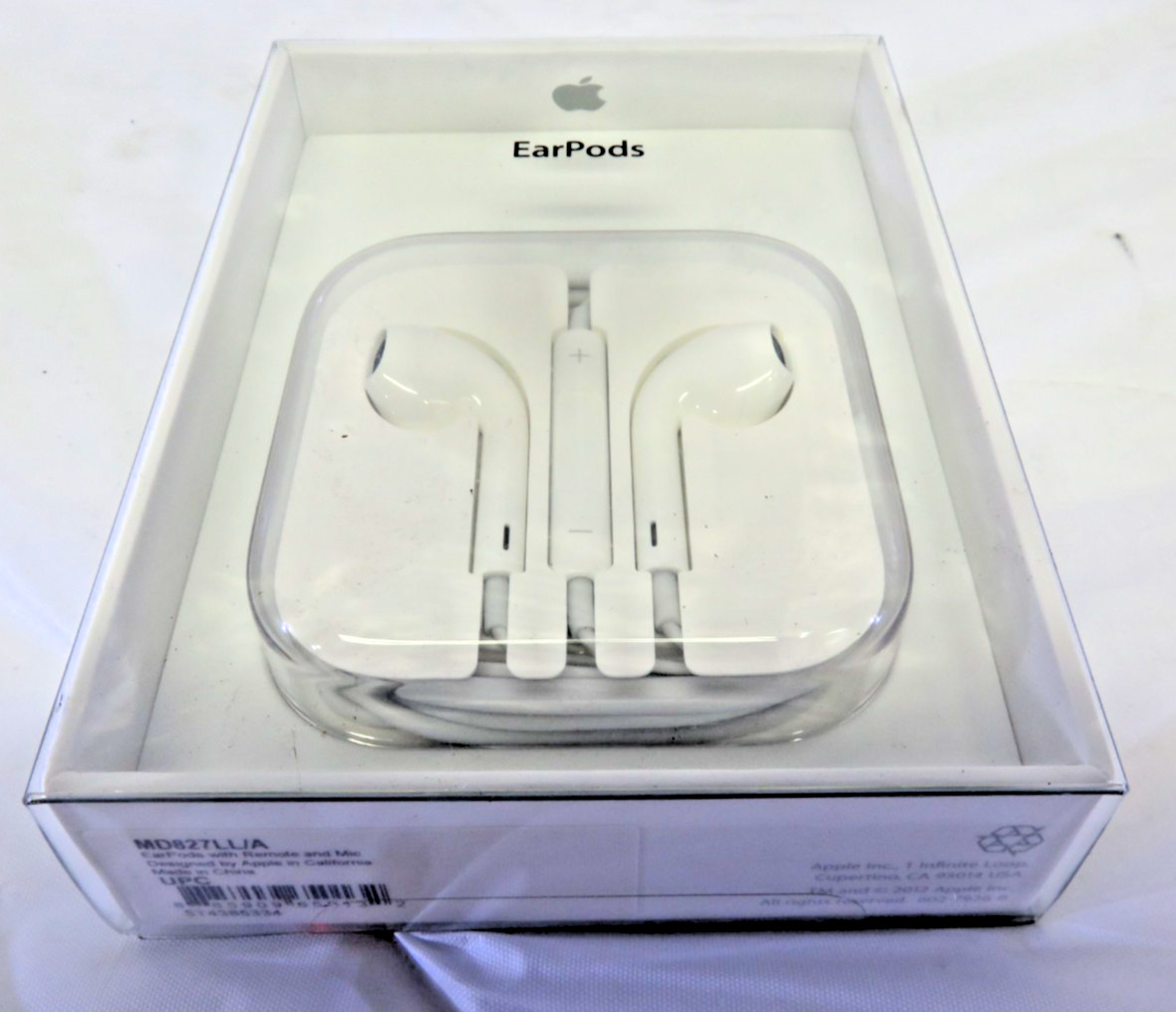 Original OEM Apple iPhone Wired 3.5mm Headset EarPods Headphones MD827LL/A, NEW