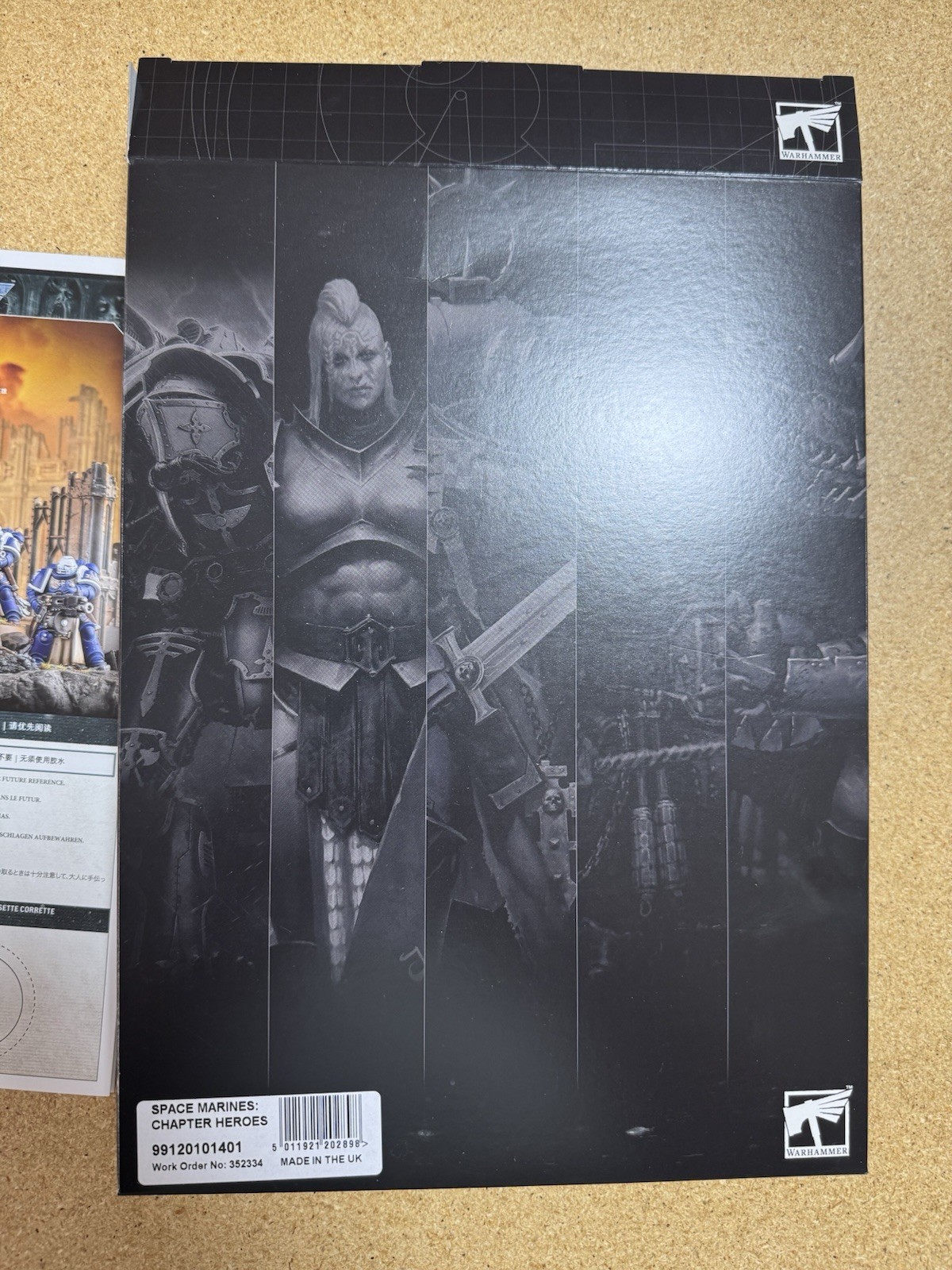 Warhammer 40k - SPACE MARINES - HEROES OF THE CHAPTER - BRAND NEW