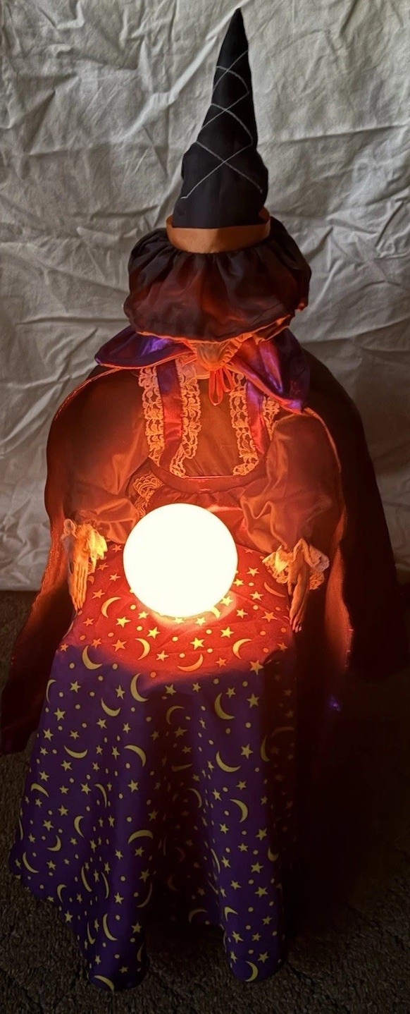 Gemmy Halloween Large Fortune Teller Witch Animated Electric Talks Hands Move26"