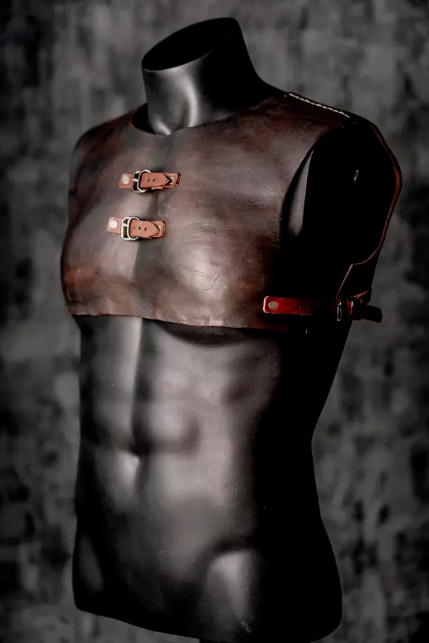 The Witcher Geralt of Rivia Cosplay Costume Leather Armor Chainmail Pauldron