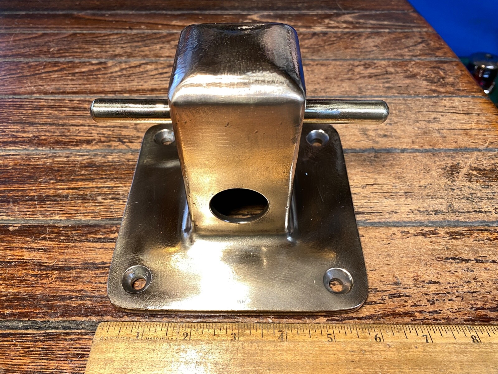 VINTAGE PERKO POLISHED BRONZE MOORING BITT, SAMPSON POST/BOLLARD, CLEAT 6" BASE