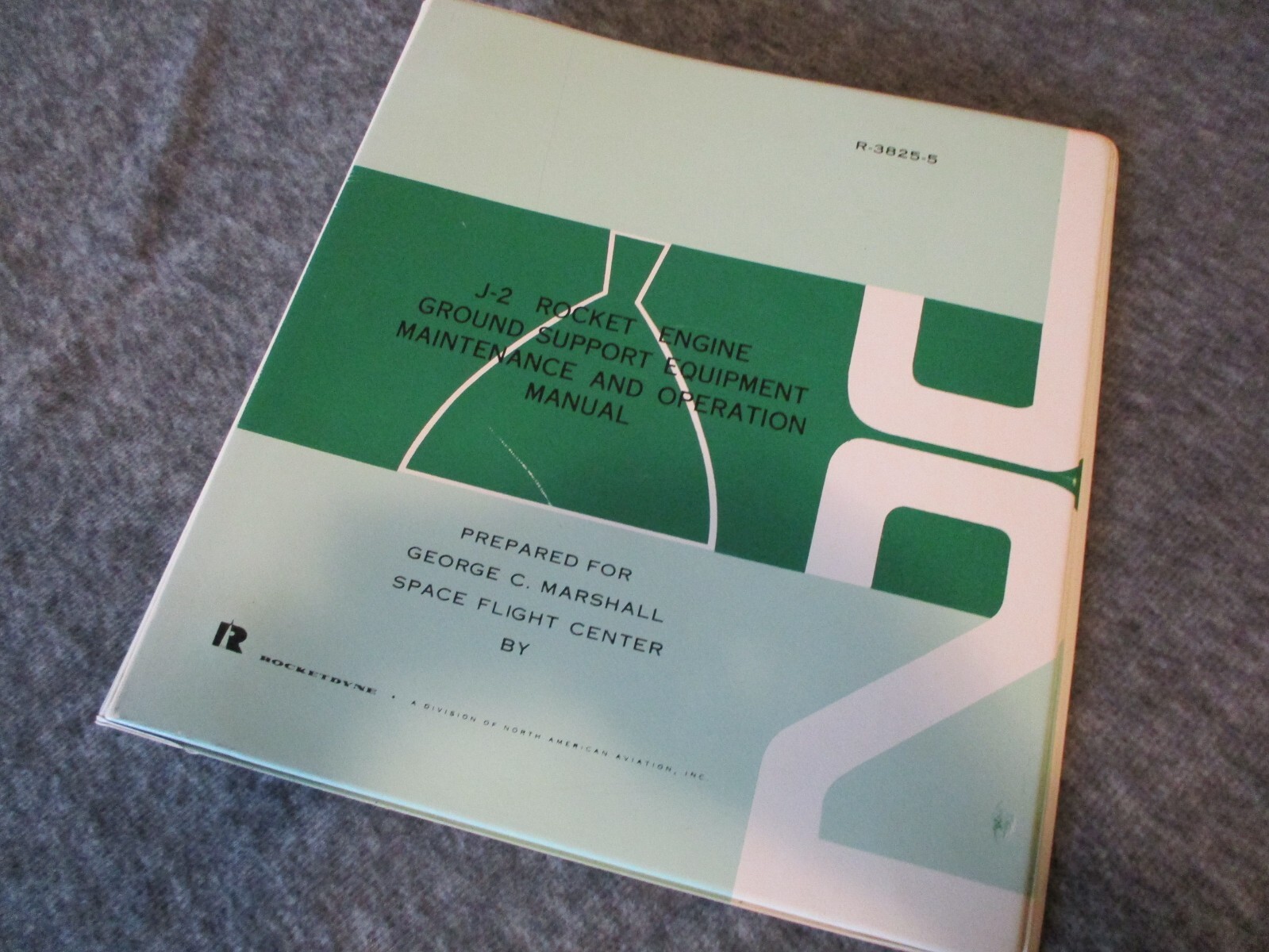 NASA MSFC ROCKETDYNE APOLLO SATURN J-2 ROCKET ENGINE 11"x 11.5" BINDER-NO INSERT